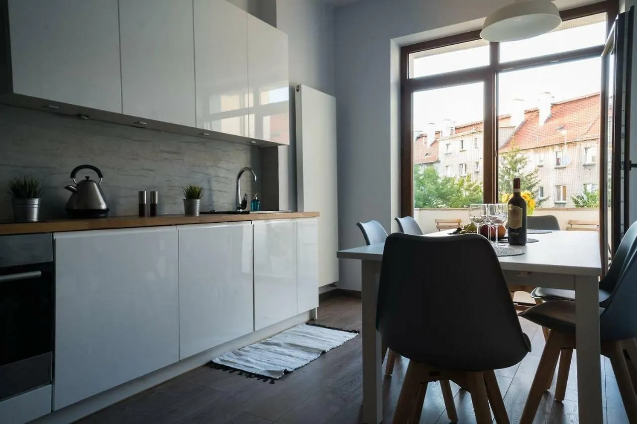 Big Apartment - City Center - 70M2 - Nice Design Wroclaw